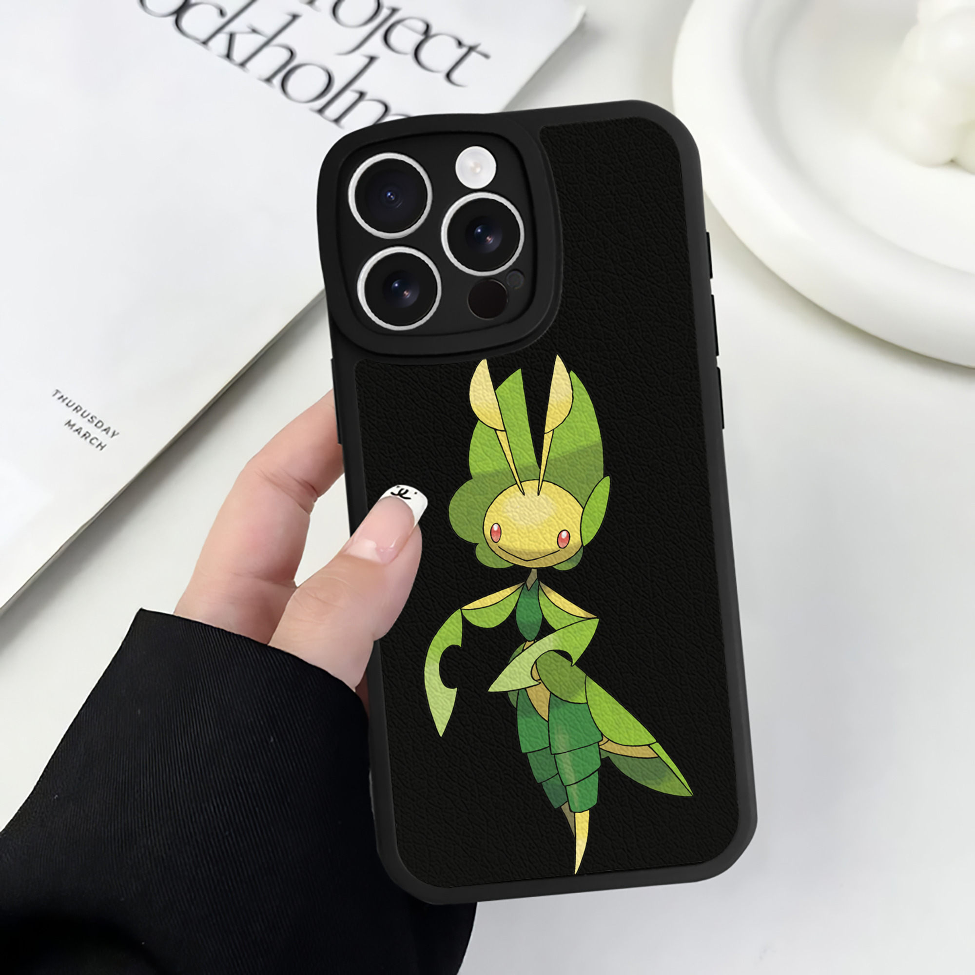 （画像用） ポケットモンスター Pokémon 【iPhone 16シリーズ対応】シリコンスマホケース（レザー調） 材質：シリコン
